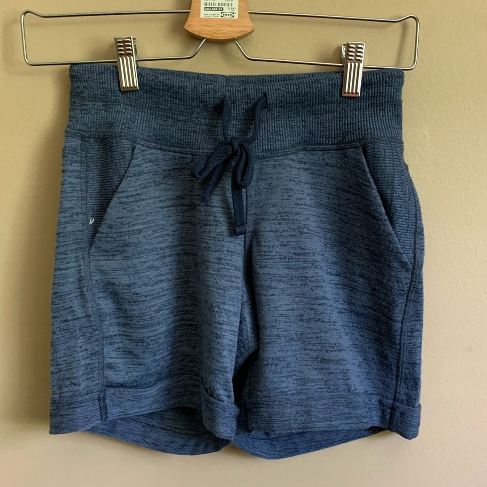 Athleta shorts XXS Blue